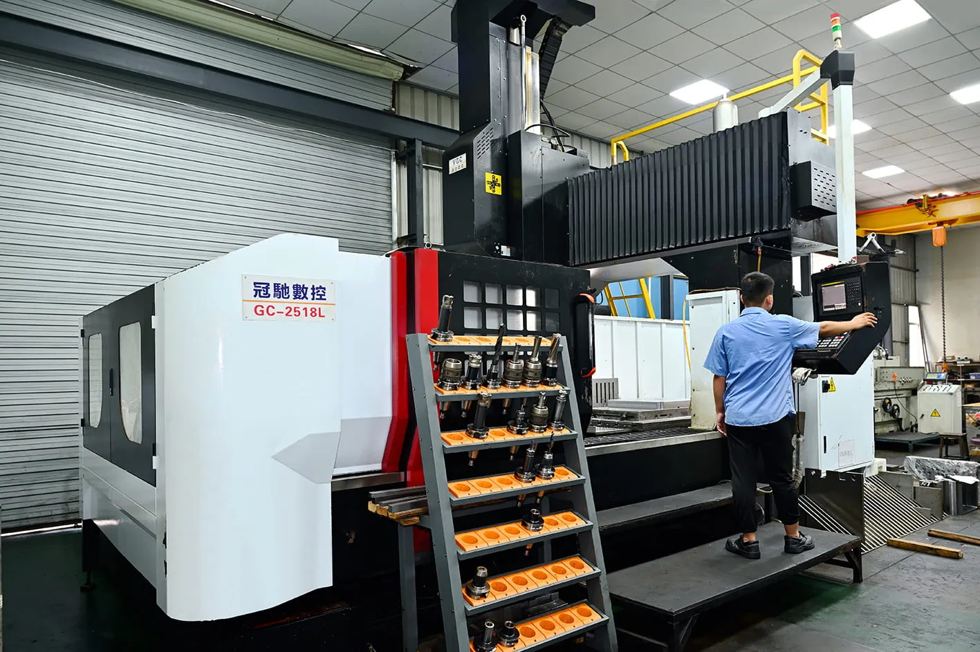 Gantry CNC machining center cutting mold plates